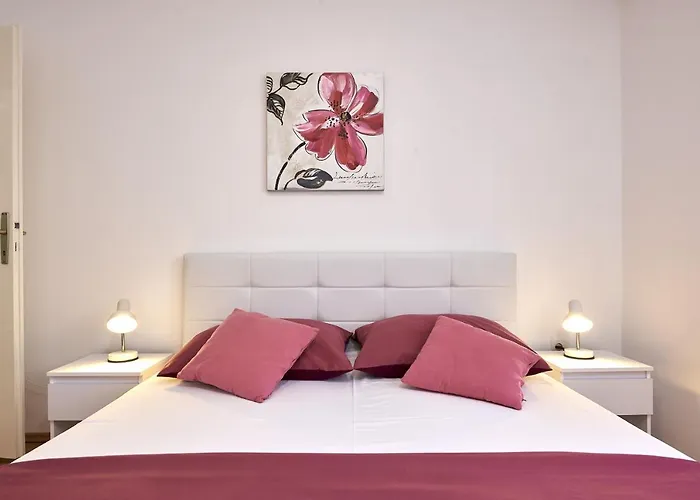 Triple 13102b Penzion 3*